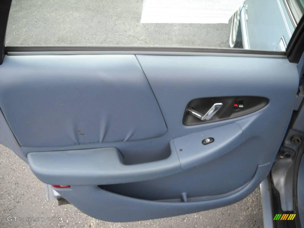 1995 Regal Custom Sedan - Light Adriatic Blue Metallic / Blue photo #10