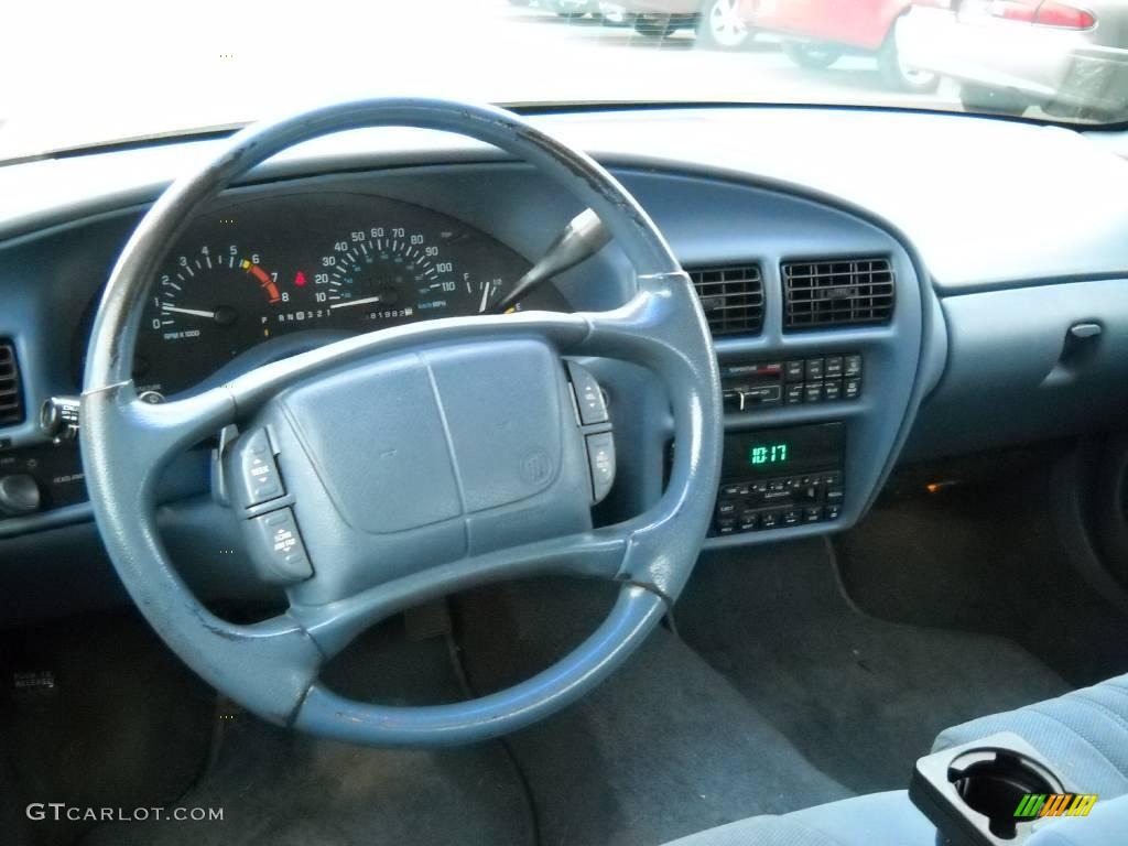 1995 Regal Custom Sedan - Light Adriatic Blue Metallic / Blue photo #11