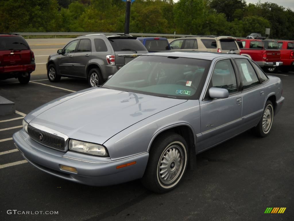 1995 Regal Custom Sedan - Light Adriatic Blue Metallic / Blue photo #14