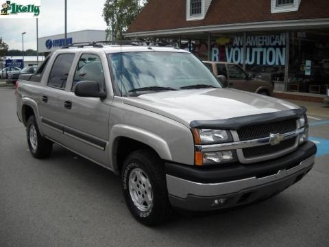 2005 Chevrolet Avalanche LS 4x4 Data, Info and Specs