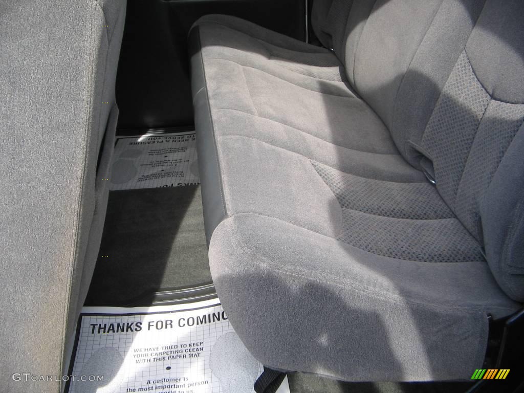 2005 Silverado 2500HD LS Extended Cab 4x4 - Summit White / Dark Charcoal photo #13