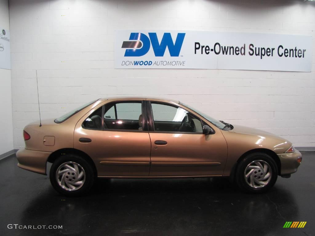 1998 Cavalier Sedan - Gold Metallic / Neutral photo #6