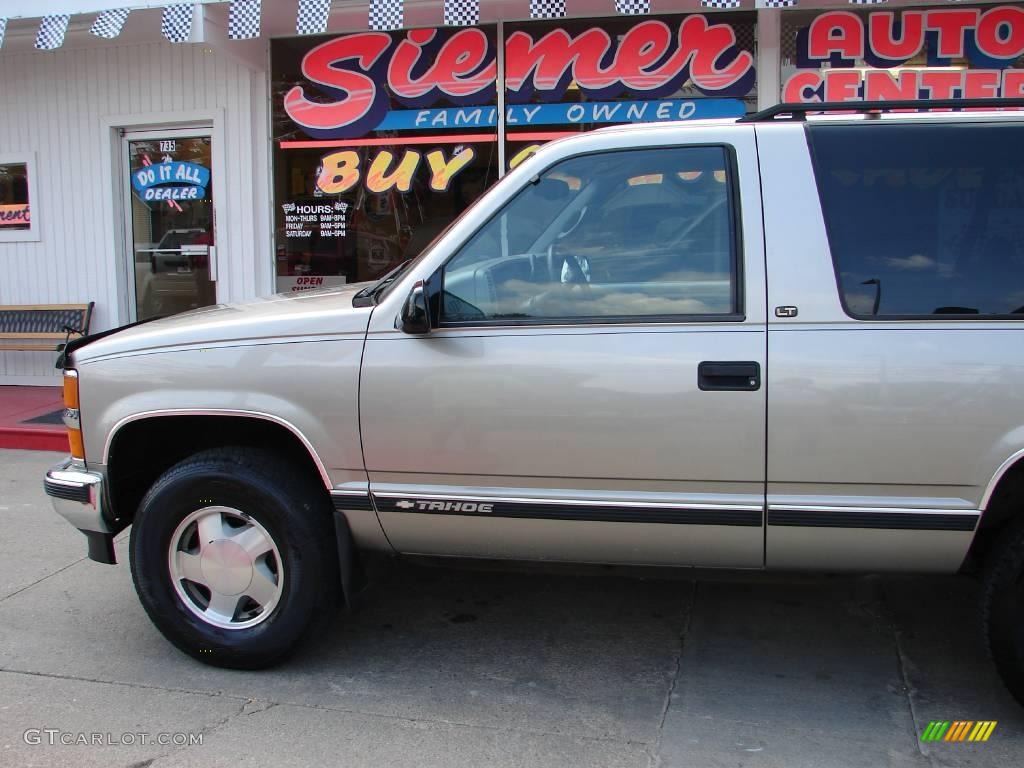 1999 Tahoe LT 4x4 - Light Pewter Metallic / Gray photo #24