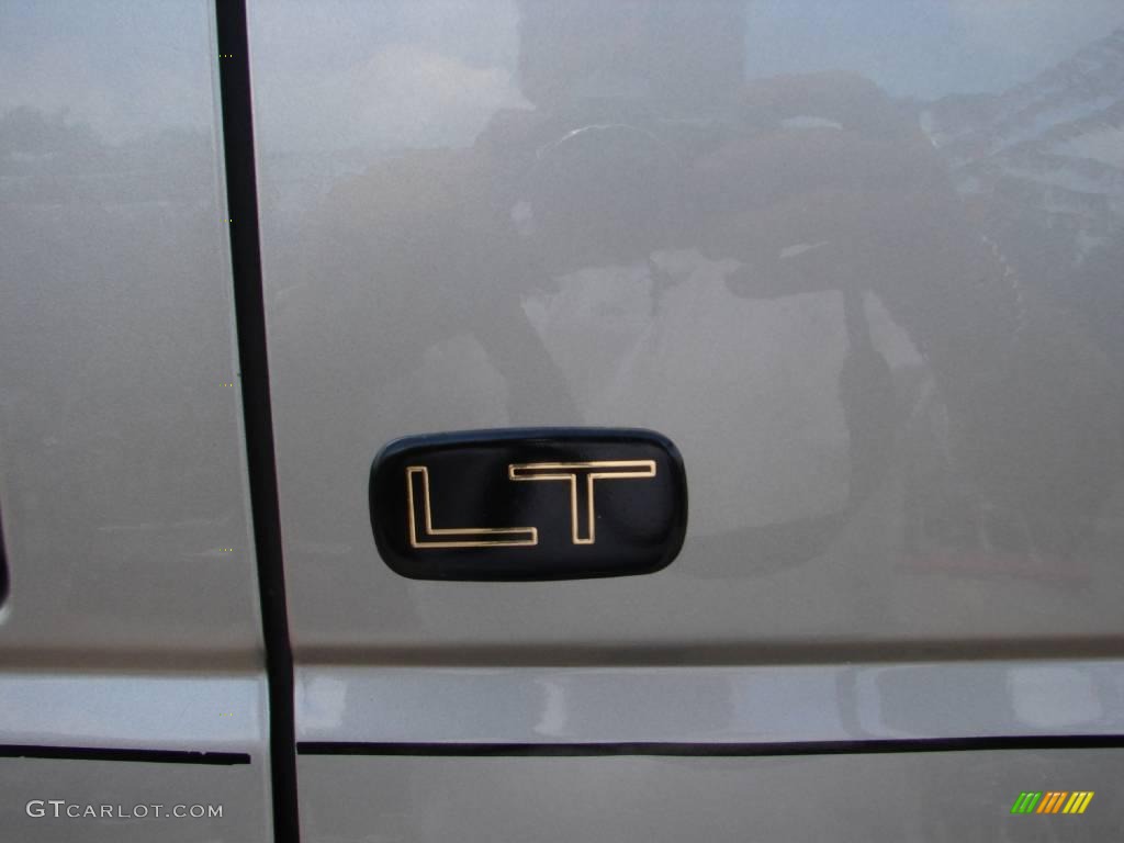 1999 Tahoe LT 4x4 - Light Pewter Metallic / Gray photo #40