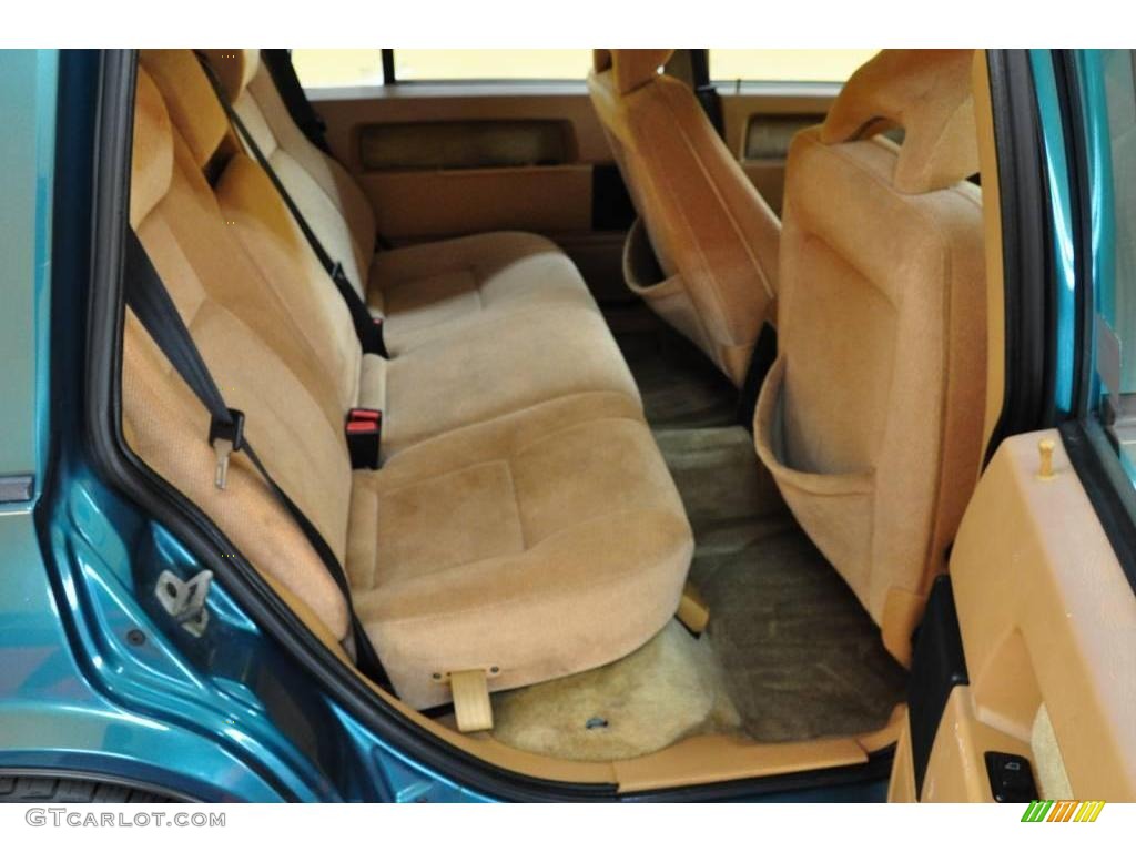 1995 940 Wagon - Blue Green Metallic / Beige photo #15