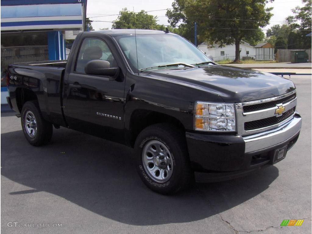 2008 Silverado 1500 LS Regular Cab 4x4 - Black / Dark Titanium photo #4