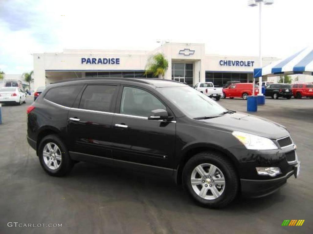 Black Granite Metallic Chevrolet Traverse