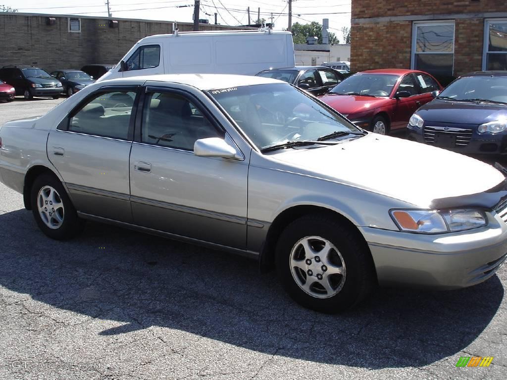 1999 Camry LE - Antique Sage Pearl / Sage photo #4
