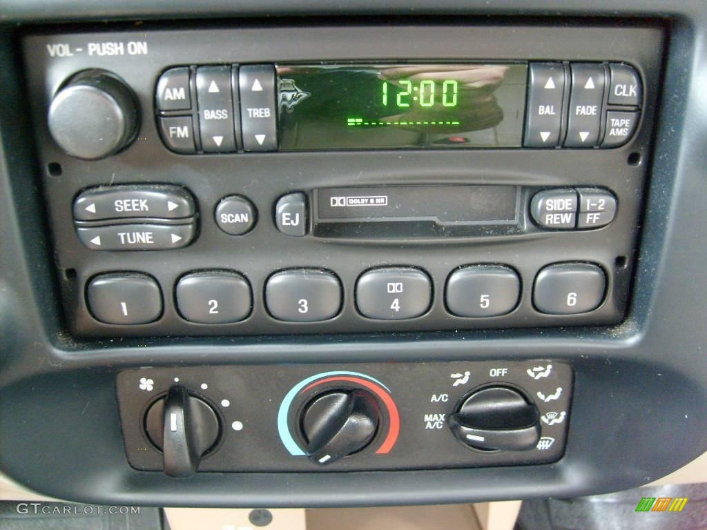 2000 Ranger XL Regular Cab - Harvest Gold Metallic / Medium Prairie Tan photo #14
