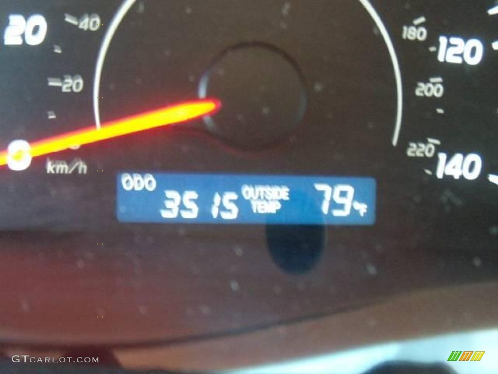 2010 Camry LE - Barcelona Red Metallic / Bisque photo #14