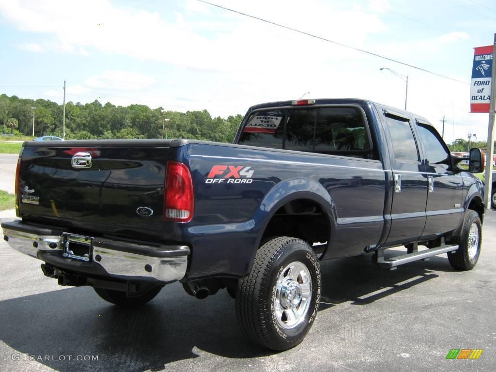 2005 F350 Super Duty Lariat Crew Cab 4x4 - True Blue Metallic / Medium Flint photo #3