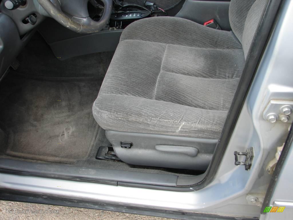 1998 Intrigue  - Silver Metallic / Gray photo #2
