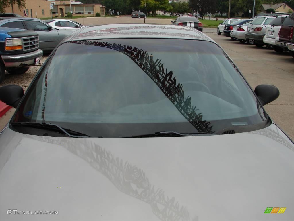 1998 Intrigue  - Silver Metallic / Gray photo #20