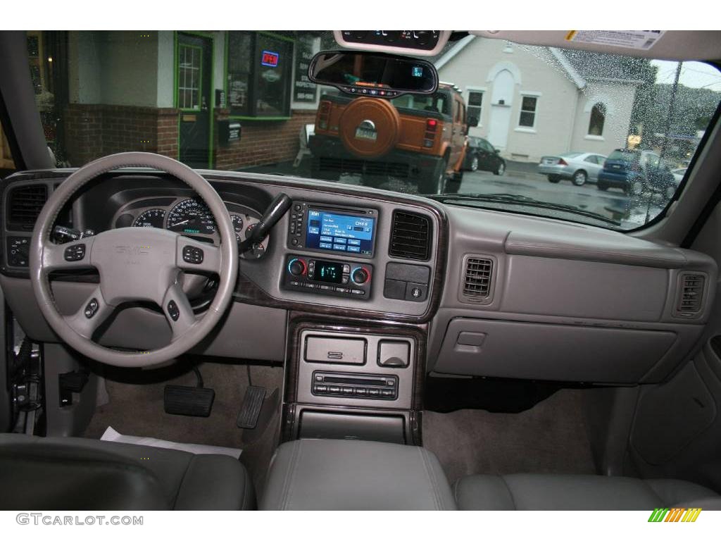 2005 Yukon Denali AWD - Steel Gray Metallic / Stone Gray photo #11