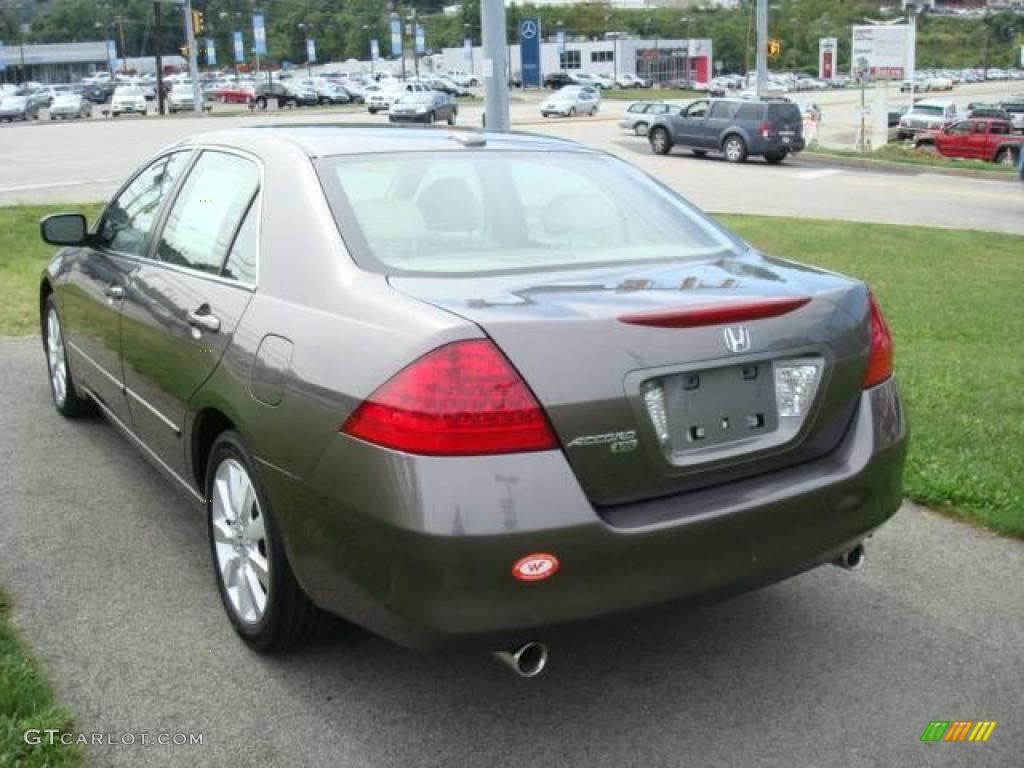 2007 Accord EX-L V6 Sedan - Carbon Bronze Pearl / Ivory photo #2