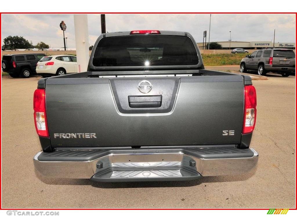 2009 Frontier SE Crew Cab - Storm Gray / Steel photo #4