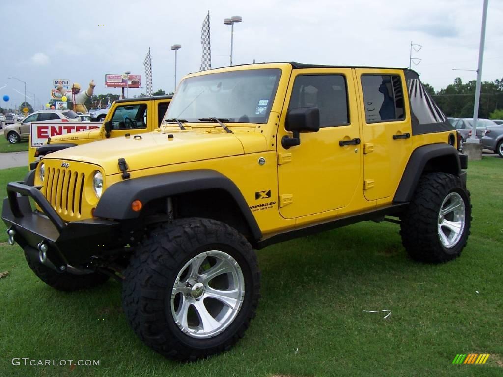 2008 Wrangler Unlimited X 4x4 - Detonator Yellow / Dark Khaki/Medium Khaki photo #2