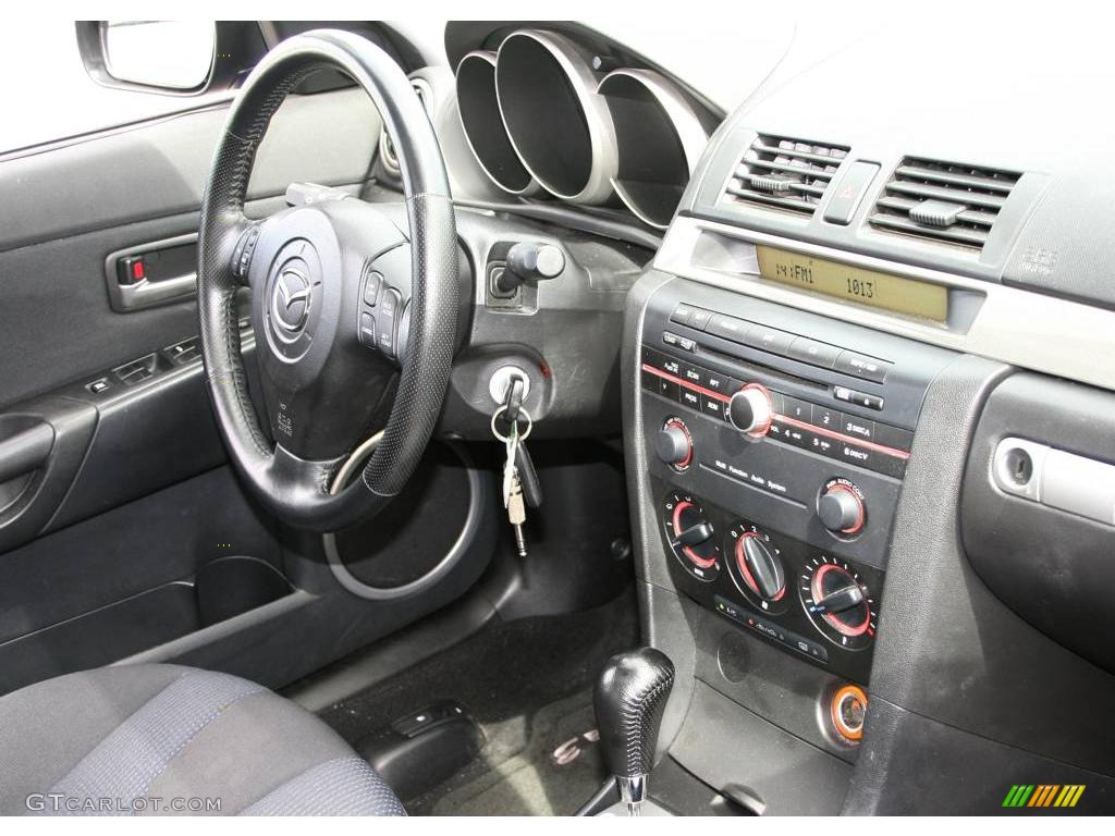 2005 MAZDA3 s Sedan - Strato Blue Mica / Black photo #10