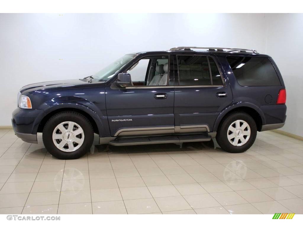 2004 Navigator Luxury 4x4 - True Blue Metallic / Dove Grey photo #4