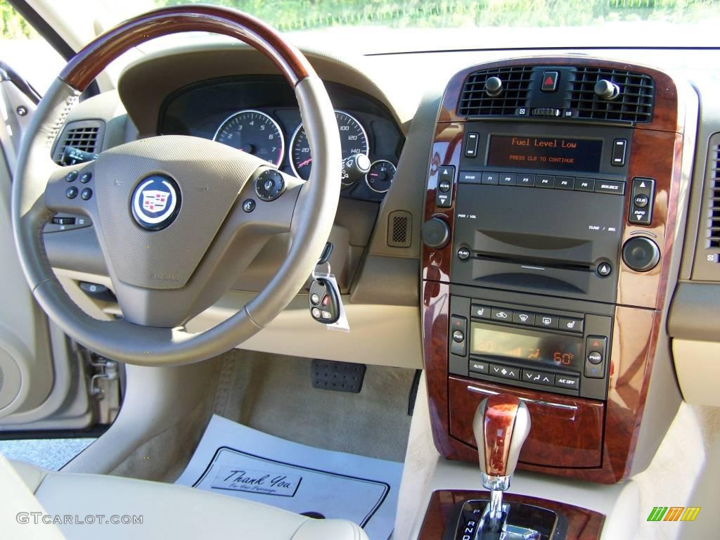 2006 CTS Sedan - Sand Storm / Cashmere photo #13