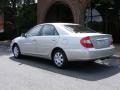 Lunar Mist Metallic - Camry LE Photo No. 4