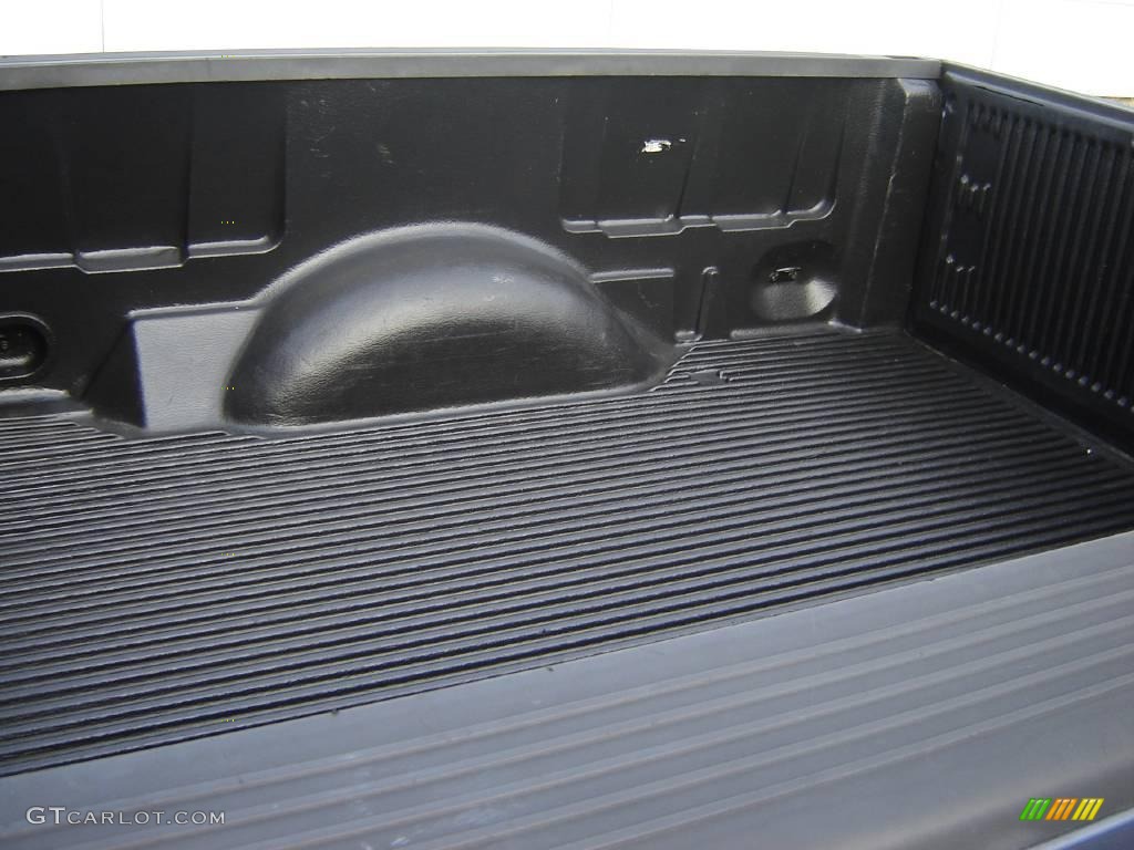 2006 F150 XL Regular Cab - Medium Wedgewood Blue Metallic / Medium/Dark Flint photo #16