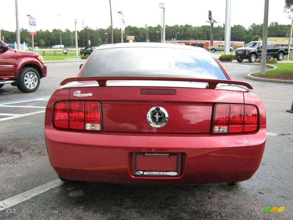 2007 Mustang V6 Premium Coupe - Redfire Metallic / Dark Charcoal photo #4