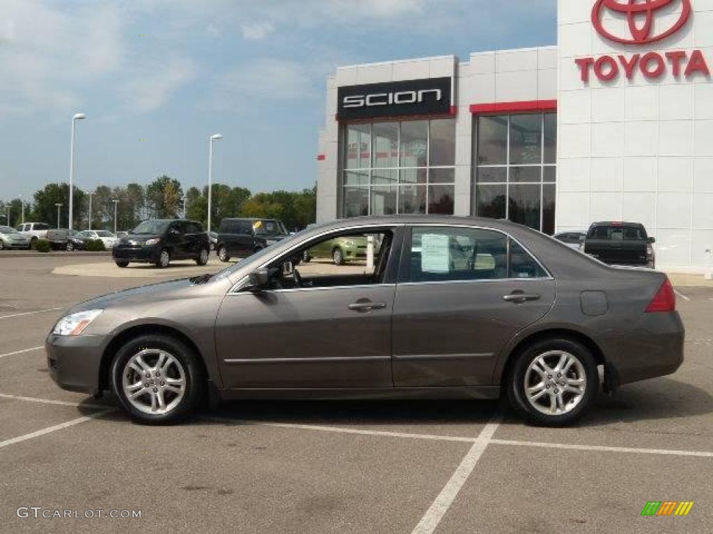 2006 Accord EX-L Sedan - Carbon Bronze Pearl / Black photo #2
