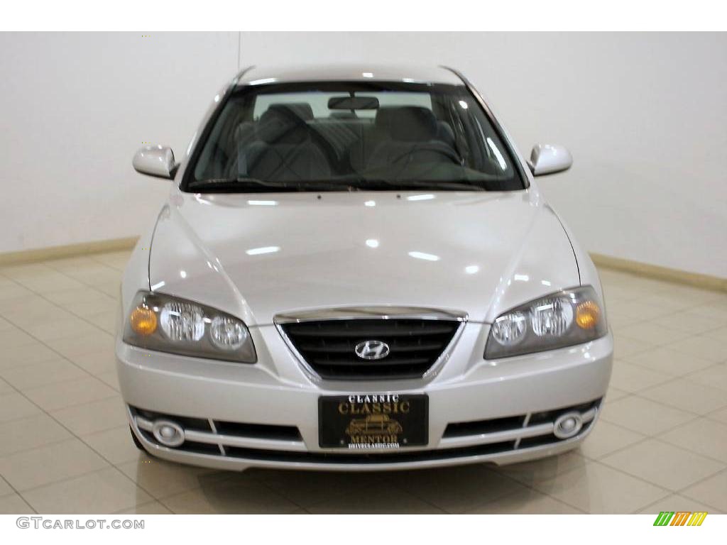 2004 Elantra GLS Sedan - Sterling Silver / Dark Gray photo #2