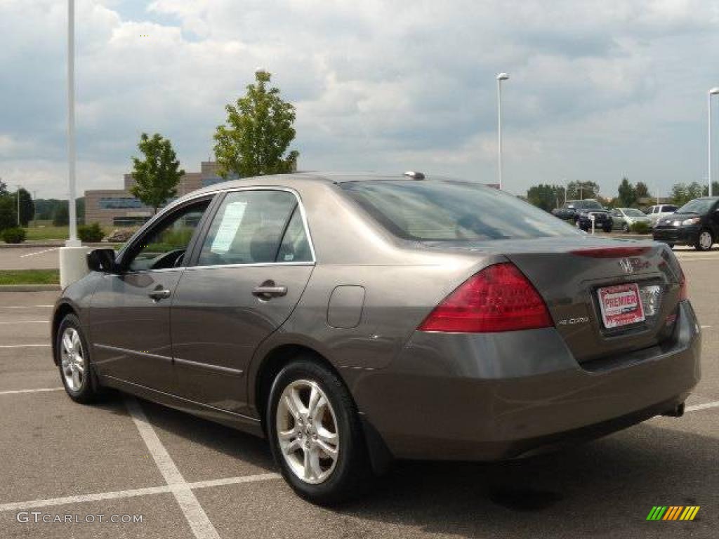 2006 Accord EX-L Sedan - Carbon Bronze Pearl / Black photo #7