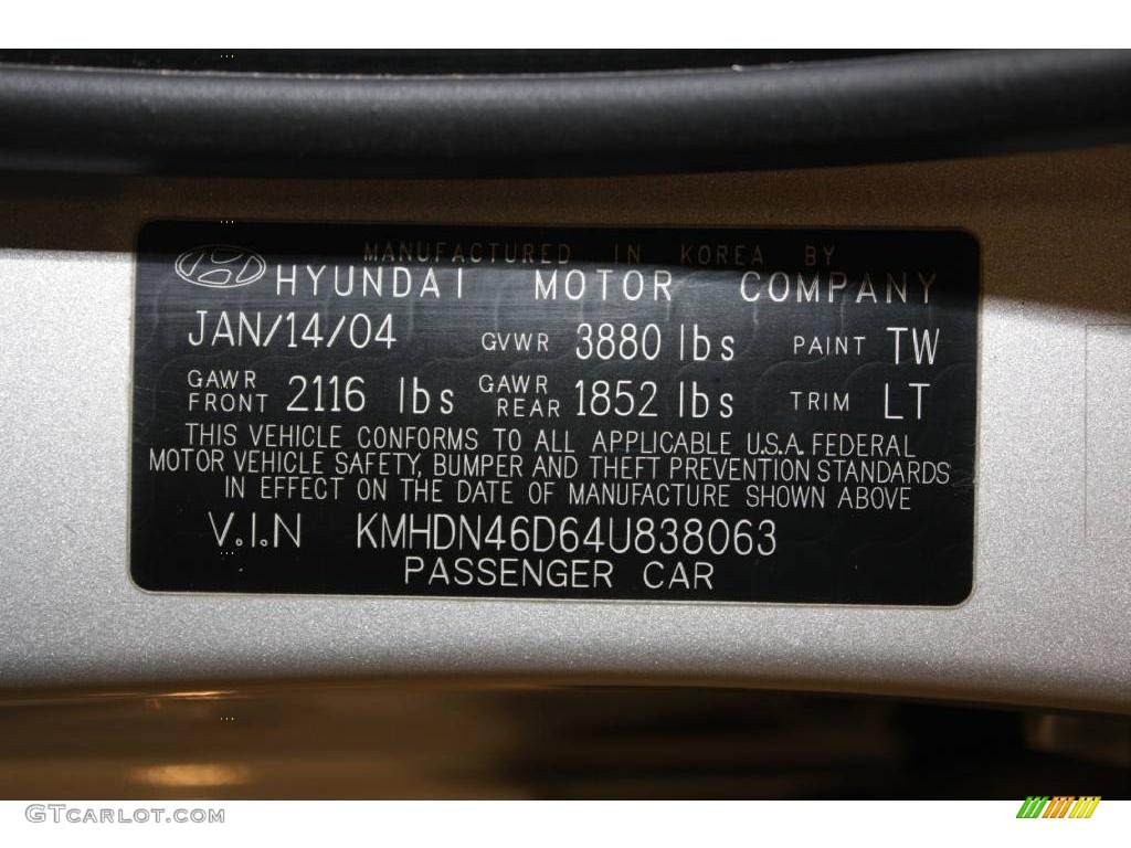 2004 Elantra GLS Sedan - Sterling Silver / Dark Gray photo #21