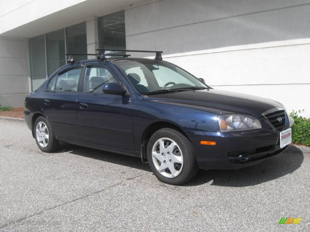 Moonlit Dark Blue Hyundai Elantra