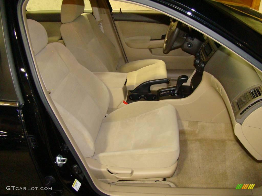 2006 Accord LX Sedan - Nighthawk Black Pearl / Ivory photo #21