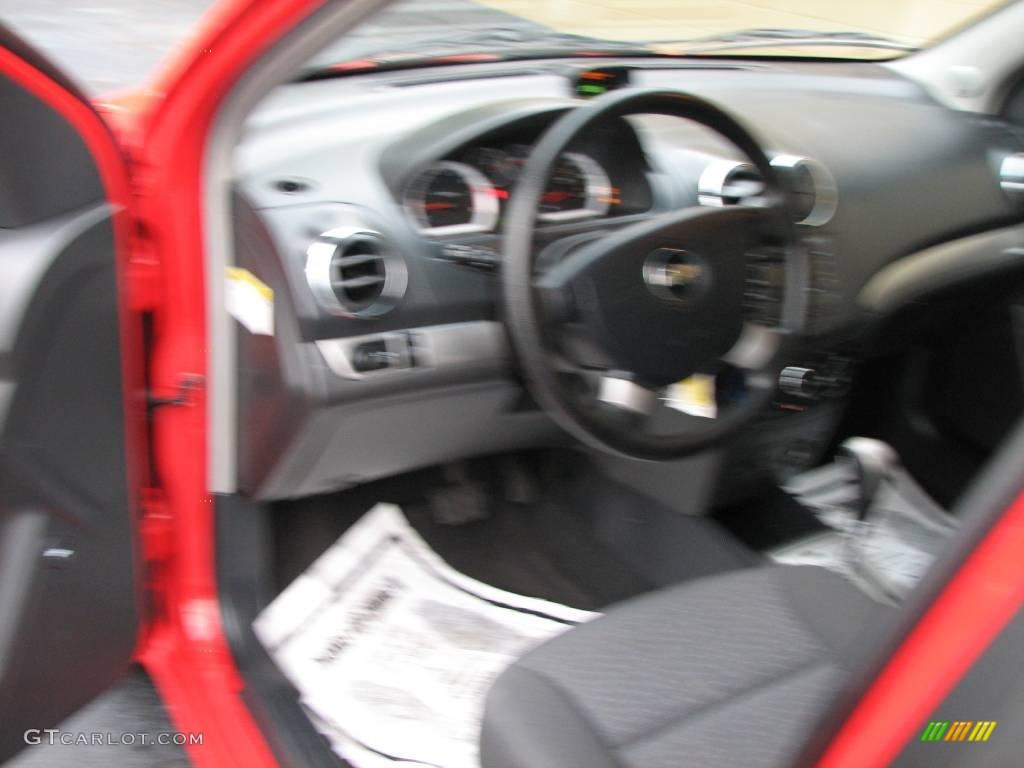 2008 Aveo LT Sedan - Victory Red / Charcoal photo #14