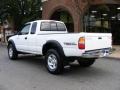 Super White - Tacoma V6 TRD Xtracab 4x4 Photo No. 4
