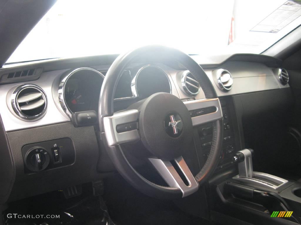2005 Mustang V6 Premium Coupe - Mineral Grey Metallic / Dark Charcoal photo #39
