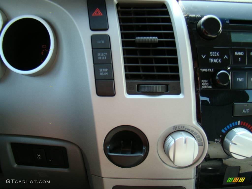 2008 Tundra Double Cab - Super White / Graphite Gray photo #21