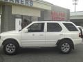 1998 Cream White Isuzu Rodeo LS  photo #3