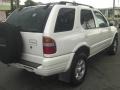 1998 Cream White Isuzu Rodeo LS  photo #9