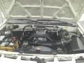 1998 Cream White Isuzu Rodeo LS  photo #36