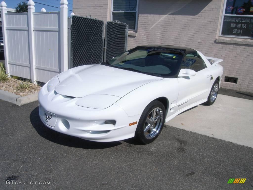 2000 Firebird Trans Am Coupe - Arctic White / Taupe photo #2