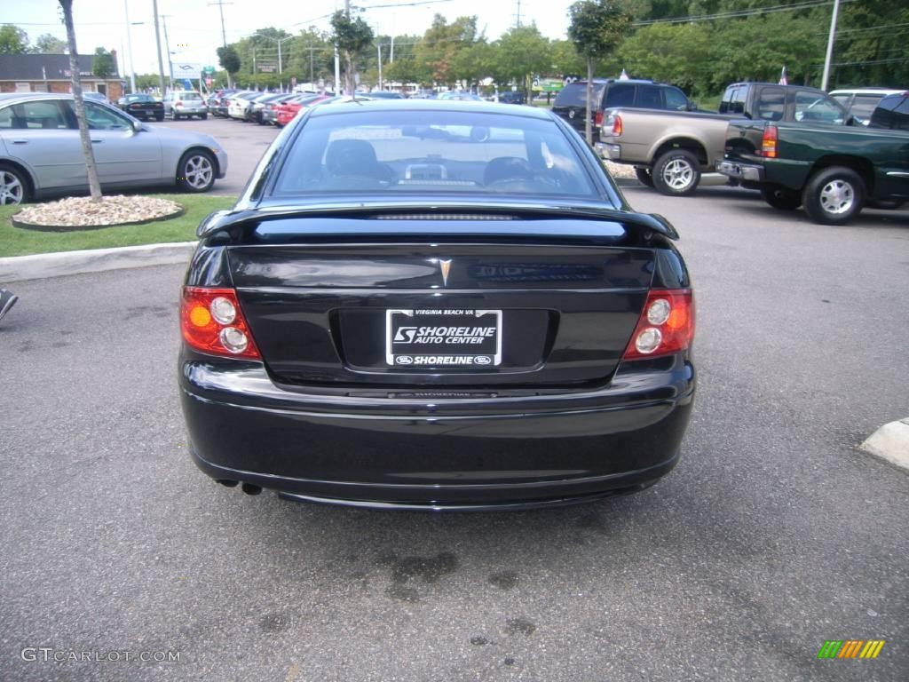 2004 GTO Coupe - Phantom Black Metallic / Black photo #5