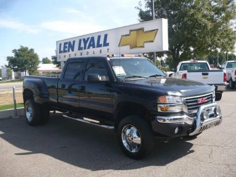 2005 GMC Sierra 3500 SLE Crew Cab 4x4 Dually Data, Info and Specs