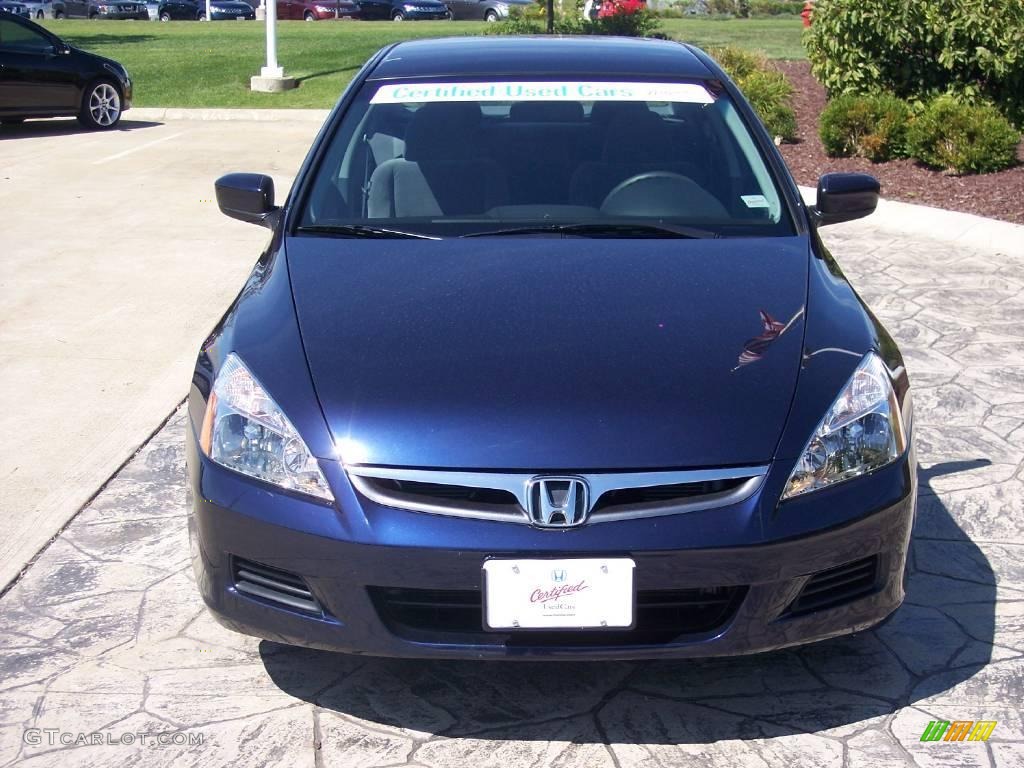 2007 Accord SE Sedan - Royal Blue Pearl / Gray photo #5