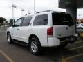 Blizzard White - Armada SE 4x4 Photo No. 4