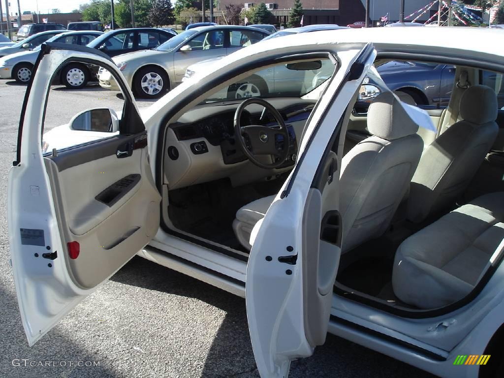 2007 Impala LT - White / Gray photo #9