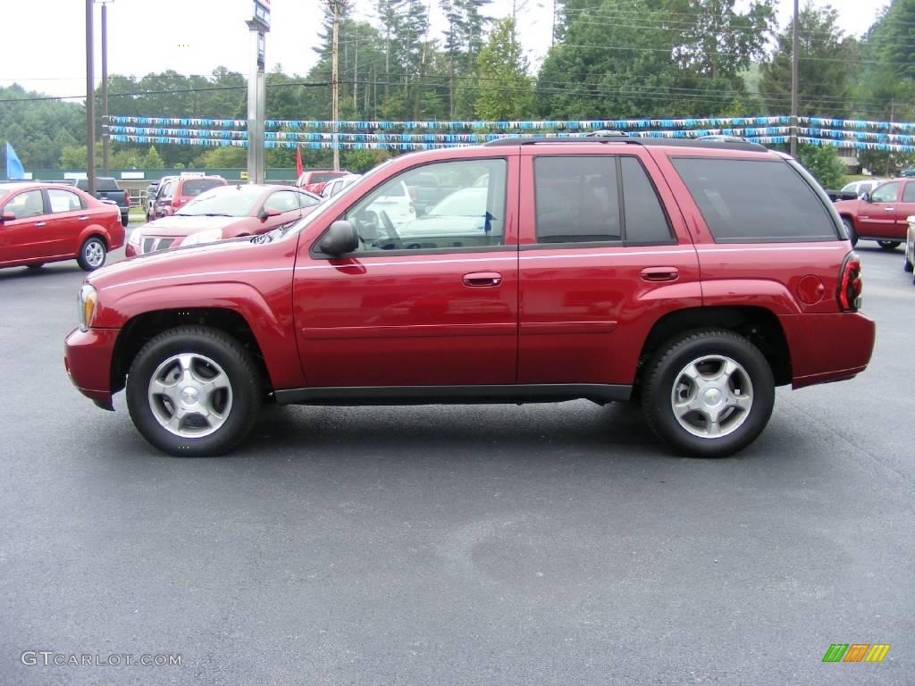 2009 TrailBlazer LT 4x4 - Red Jewel / Gray photo #5