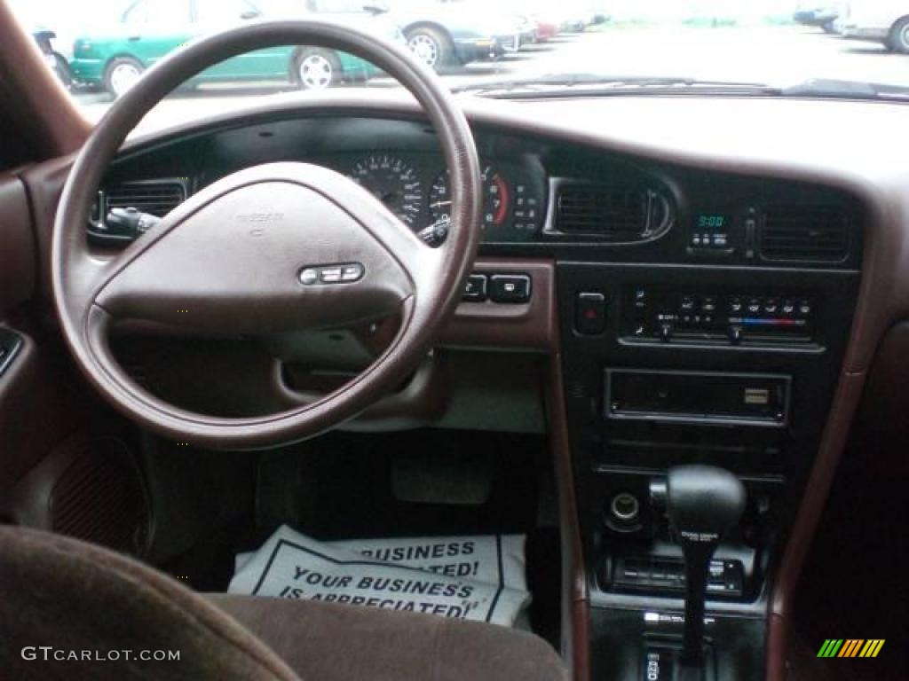 1989 Maxima SE - Sand Gray Metallic / Dark Red photo #12