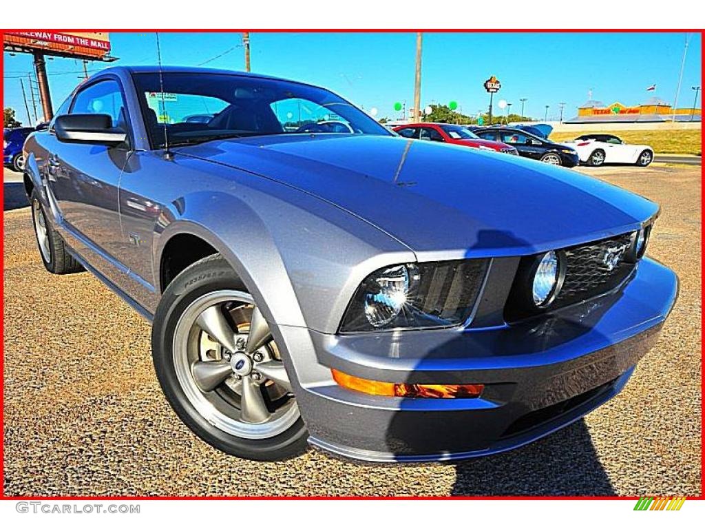 2006 Tungsten Grey Metallic Ford Mustang GT Premium Coupe 1793029