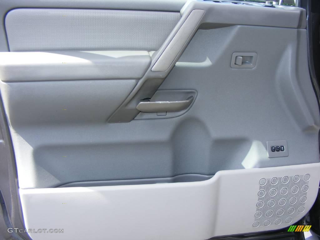 2004 Armada LE 4x4 - Smoke Metallic / Graphite/Titanium photo #15